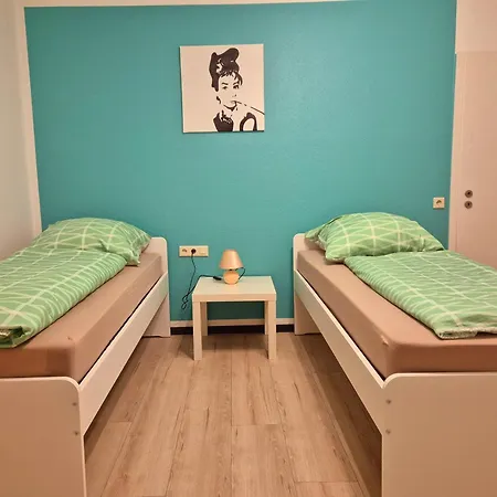 Sonnenschein1r Mit Terrasse Und Garten * Friedrichshafen