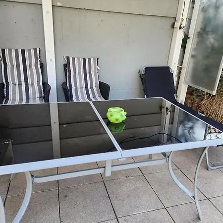 Sonnenschein1r Mit Terrasse Und Garten