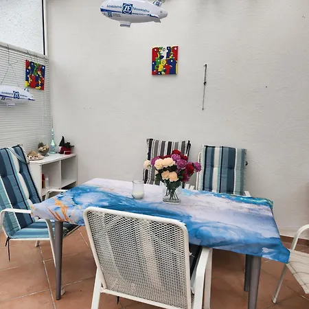 Sonnenschein1r Mit Terrasse Und Garten * Friedrichshafen